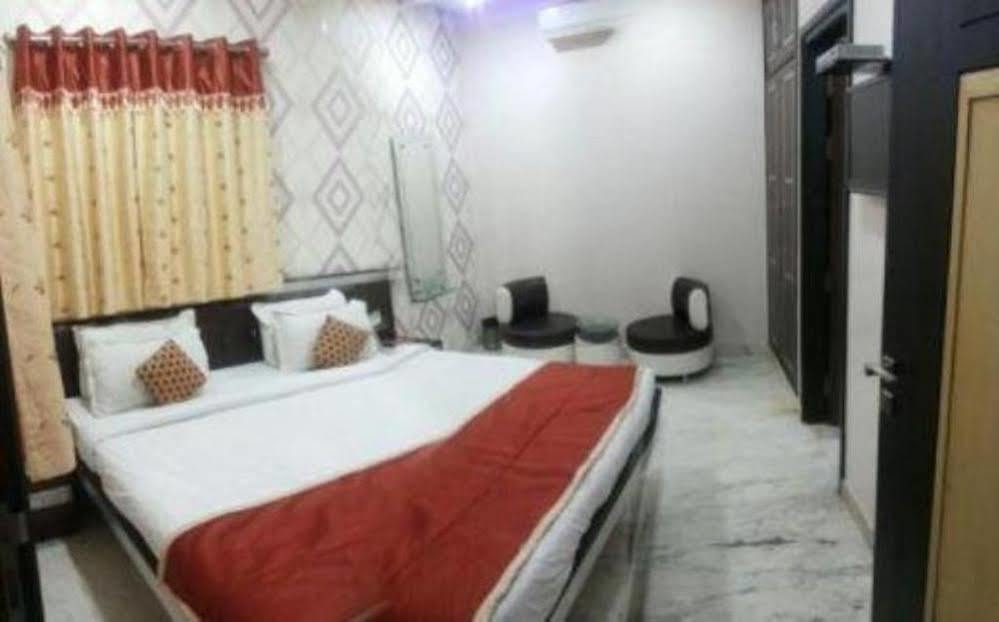 Star Hotel Agra  Kültér fotó