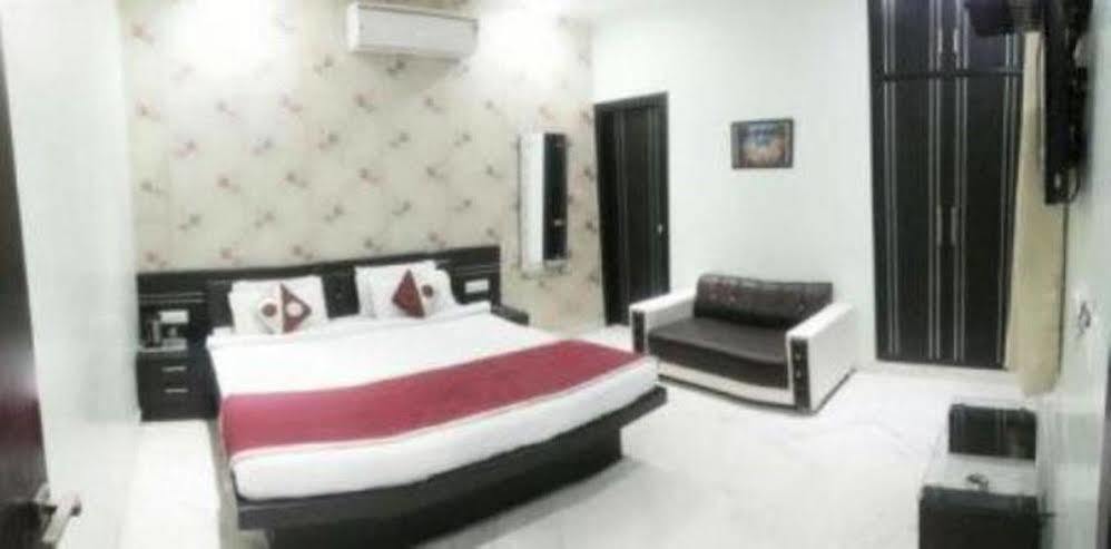 Star Hotel Agra  Kültér fotó
