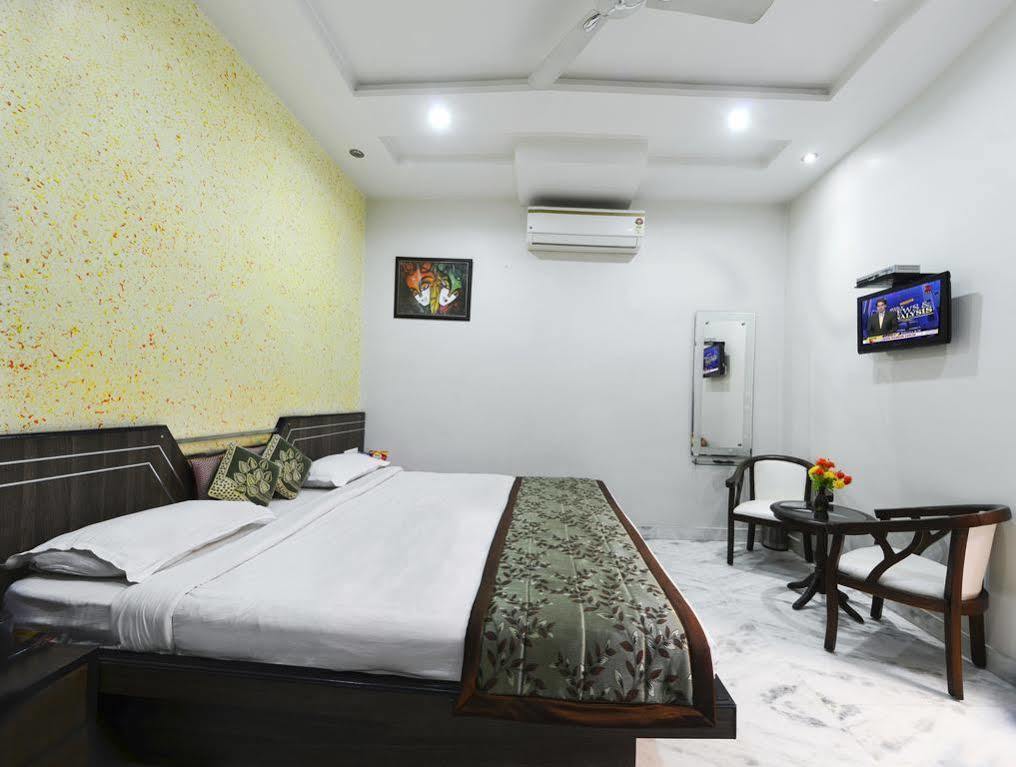 Star Hotel Agra  Kültér fotó